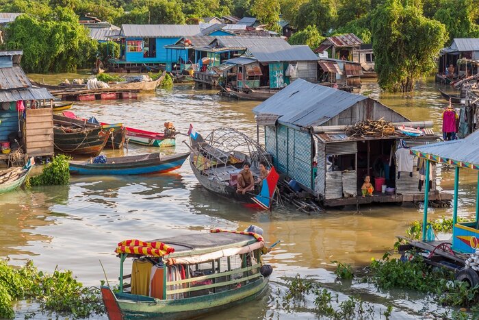 Is Tonle Sap Lake worth visiting? Visit Prek Toalhqua village